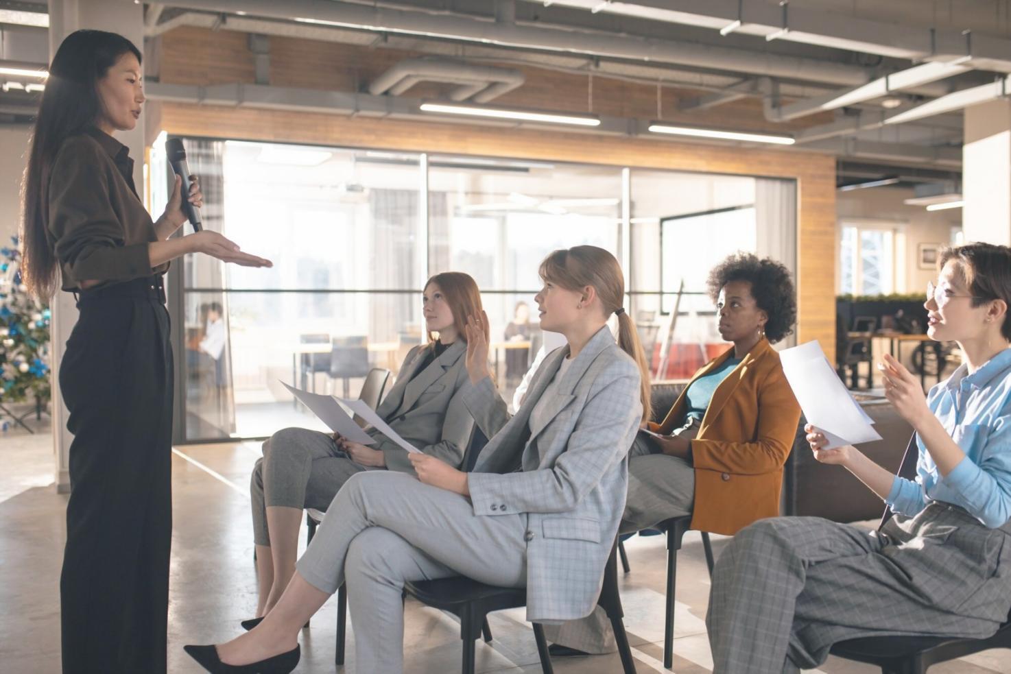 Interactive learning session focused on digital content creation